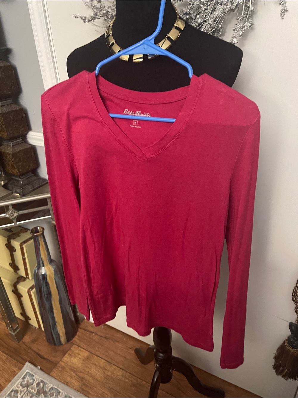 Eddie Bauer Women's Long Sleeve V-Neck Top - Berry Red